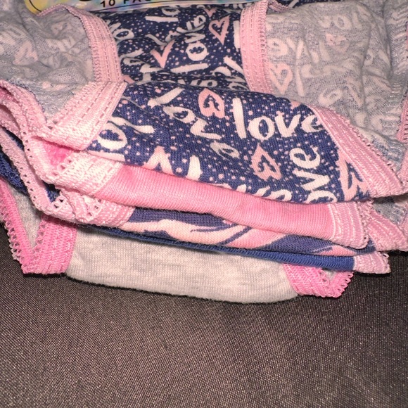 Girl’s sweet n sassy 10 pack underwear size 7-8 L.  NWT - Picture 3 of 3